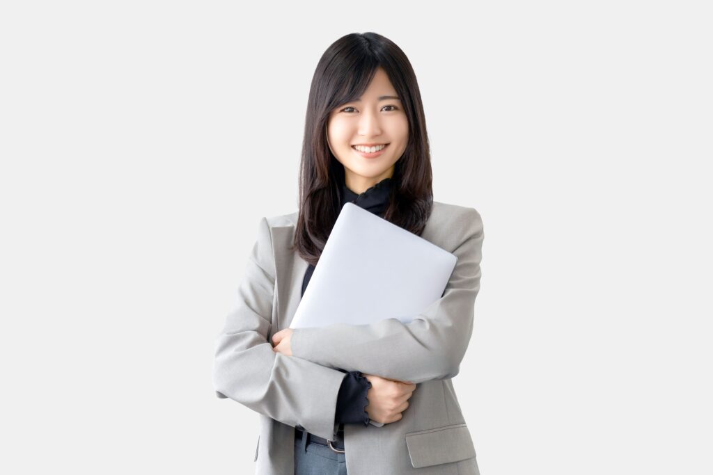 【IT部/WEBデザイナー】次代を動かすクリエイティブを