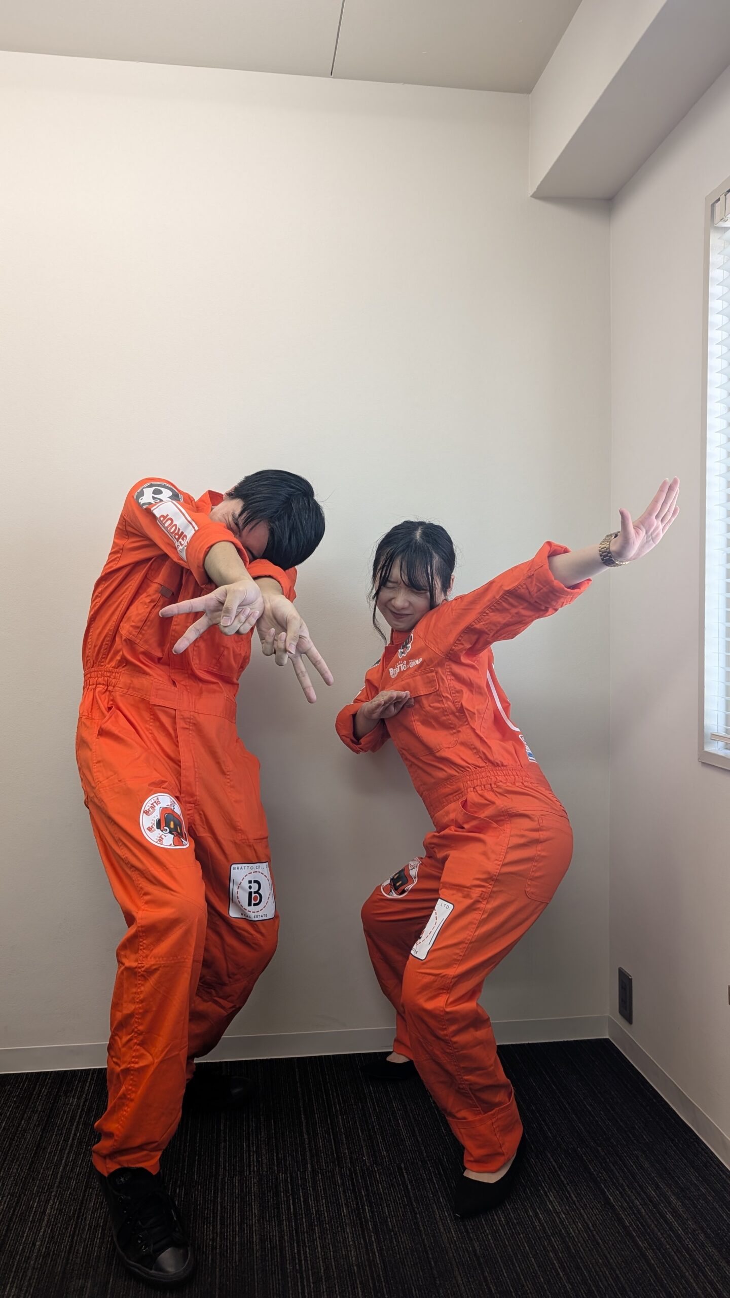 自社のつなぎ　作成しました！